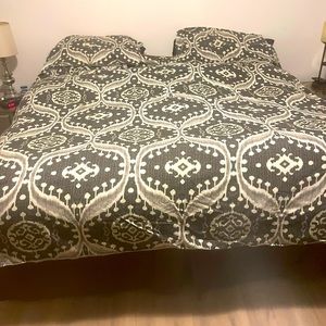 king Divet (light & dark grey)